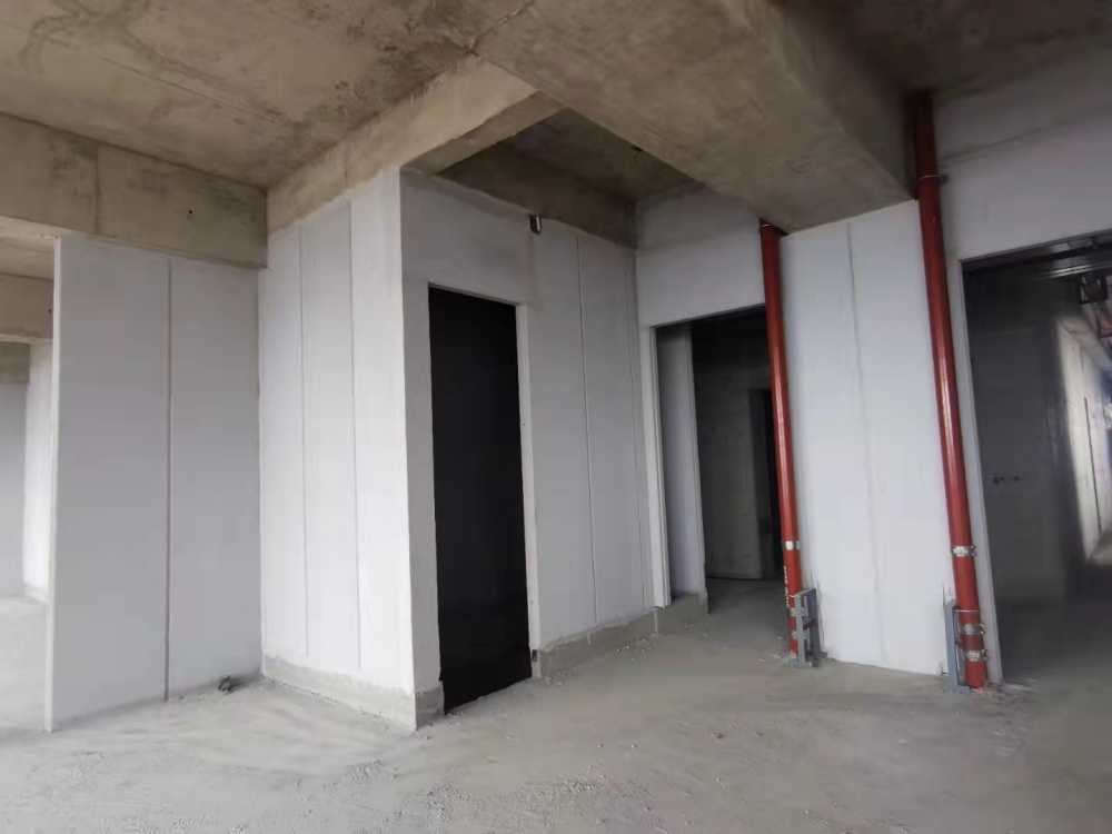 alc隔墻板是否容易進(jìn)行切割和定制？